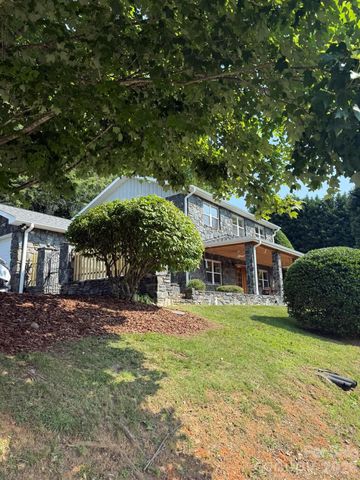195 Oak Lane, Mars Hill, NC 28754