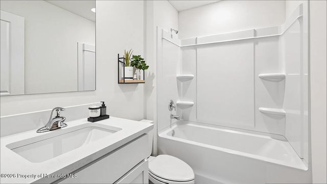 10574 Tucker Road, Weeki Wachee, FL 34613