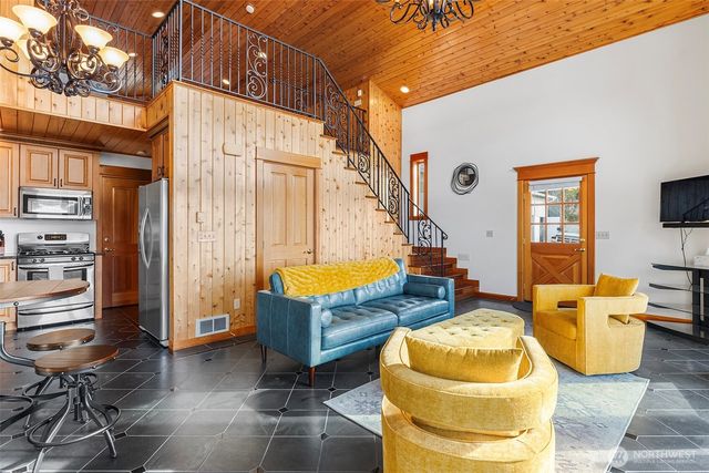 382 E Bergeson Road, Shelton, WA 98584