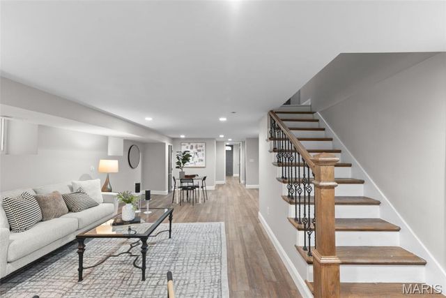 2911 Michigan Avenue, St Louis, MO 63118