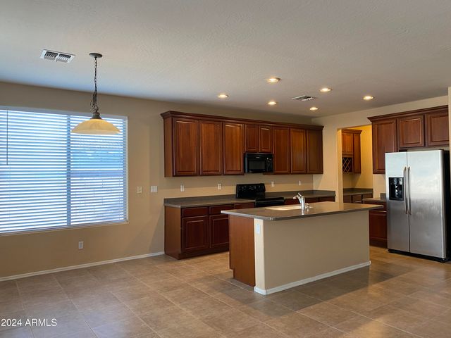 3402 W GALVIN Street, Phoenix, AZ 85086