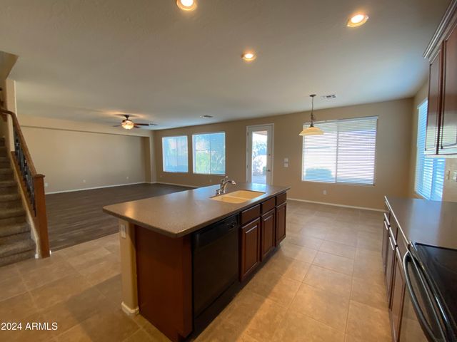 3402 W GALVIN Street, Phoenix, AZ 85086