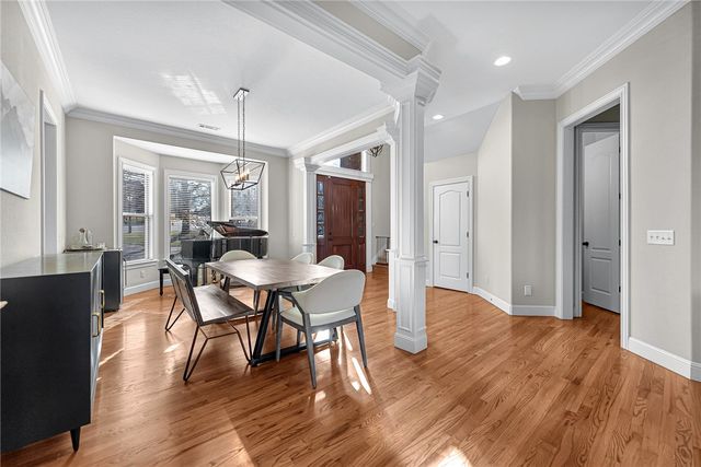 6307 W Valley View Road, Rogers, AR 72758