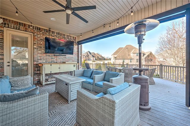 6307 W Valley View Road, Rogers, AR 72758