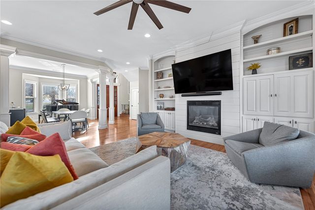 6307 W Valley View Road, Rogers, AR 72758