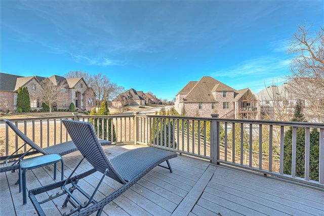 6307 W Valley View Road, Rogers, AR 72758