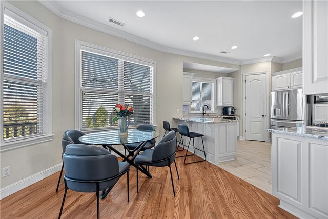 6307 W Valley View Road, Rogers, AR 72758