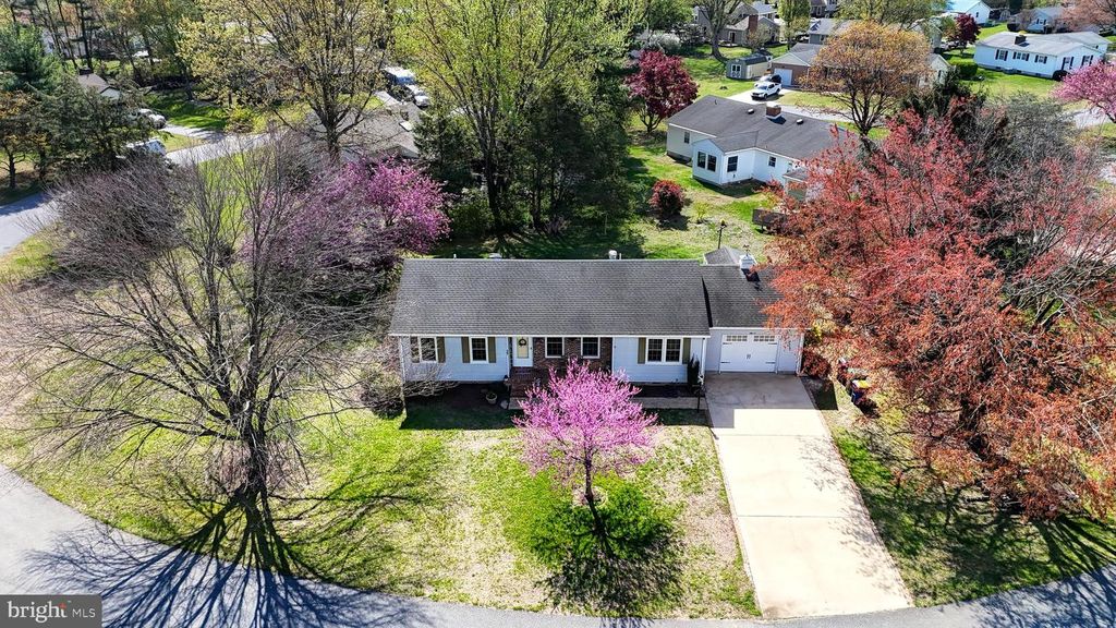 52 DELSHIRE DR, Dover, DE 19901