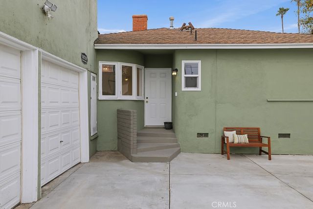 10714 Valley Spring, North Hollywood, CA 91602