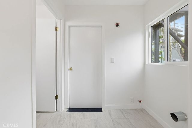 10714 Valley Spring, North Hollywood, CA 91602