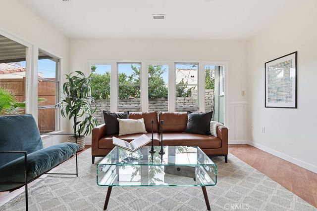 10714 Valley Spring, North Hollywood, CA 91602