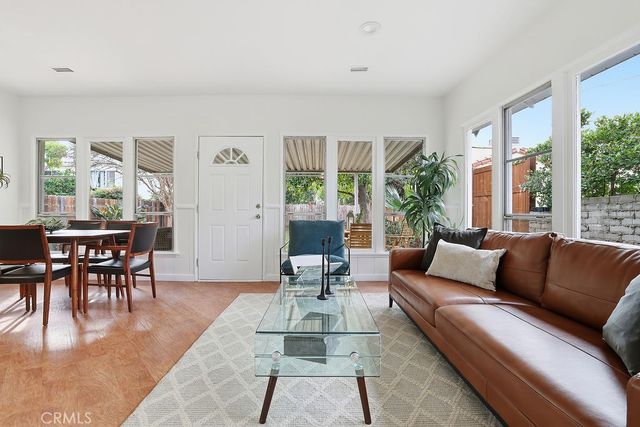 10714 Valley Spring, North Hollywood, CA 91602