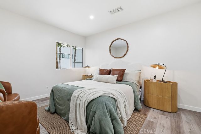 10714 Valley Spring, North Hollywood, CA 91602