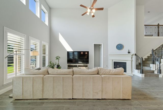 6923 Red Oak Drive, Katy, TX 77493