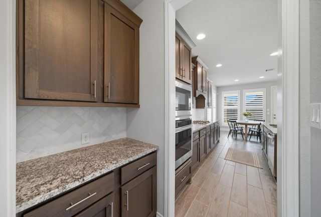 6923 Red Oak Drive, Katy, TX 77493