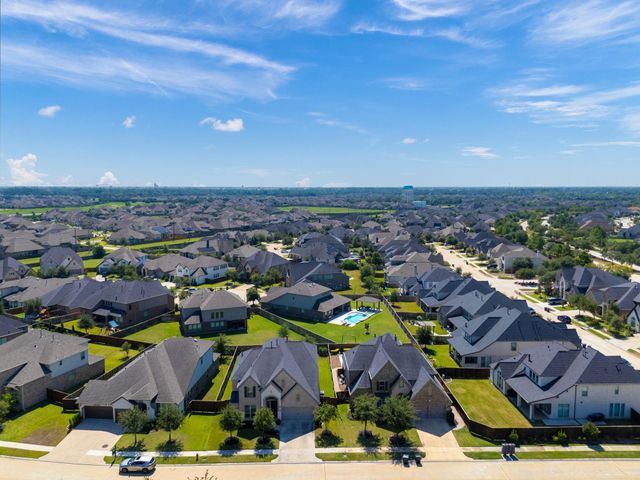 6923 Red Oak Drive, Katy, TX 77493