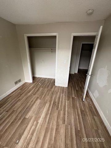 6769 Humboldt Avenue N, Brooklyn Center, MN 55430