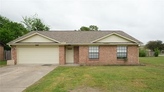 1202 Hardwood Lane, College Station, TX 77840