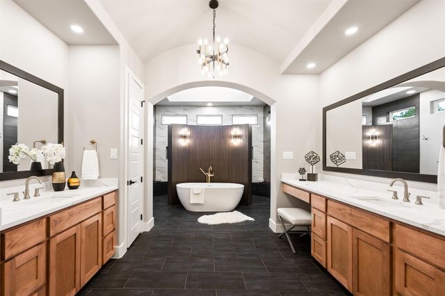 1758 Paradise PKWY, Canyon Lake, TX 78133