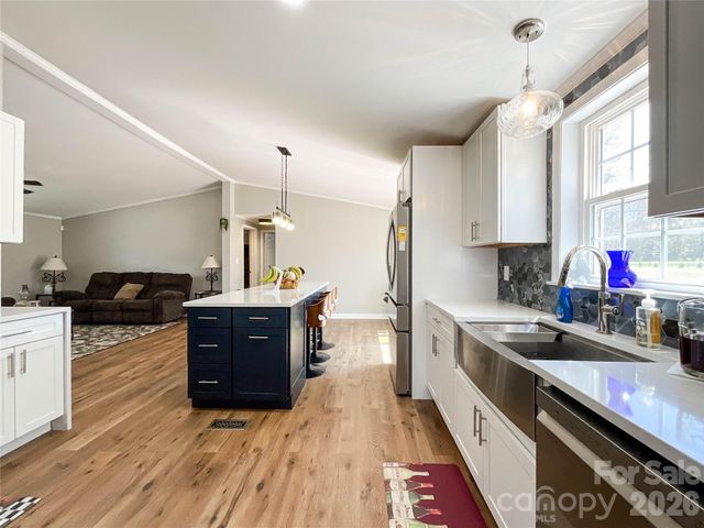 7706 Davis Road, Waxhaw, NC 28173