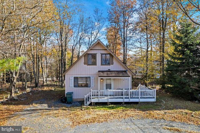 6309 VENTNOR DR, Tobyhanna, PA 18466