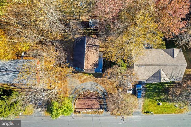 6309 VENTNOR DR, Tobyhanna, PA 18466