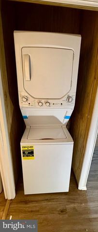 6309 VENTNOR DR, Tobyhanna, PA 18466