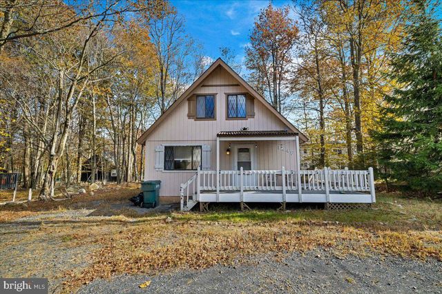 6309 VENTNOR DR, Tobyhanna, PA 18466