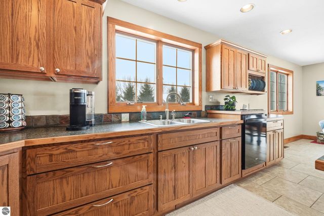 1474 S Montmorency Lane, Suttons Bay, MI 49682