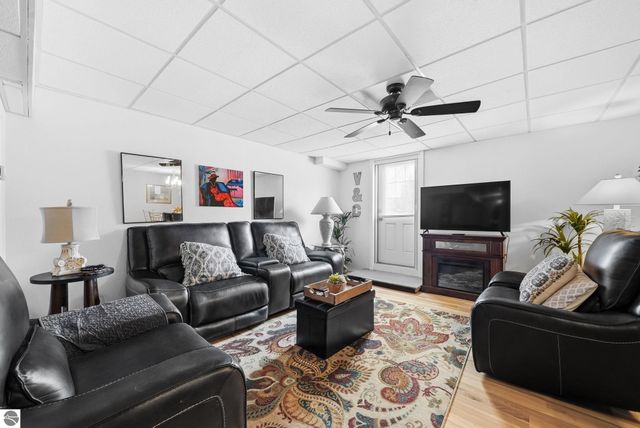 1474 S Montmorency Lane, Suttons Bay, MI 49682