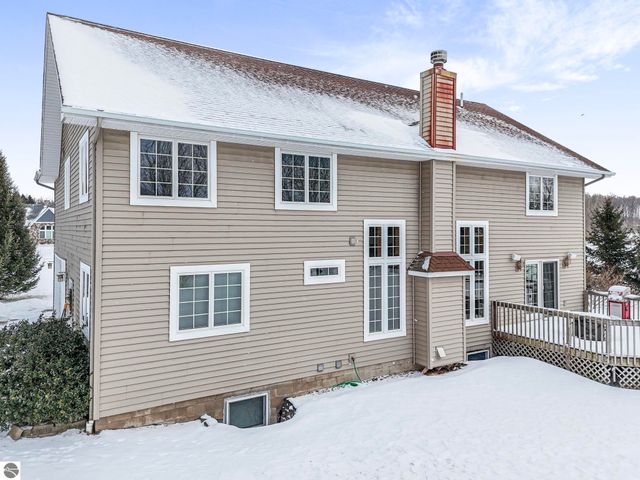 1474 S Montmorency Lane, Suttons Bay, MI 49682