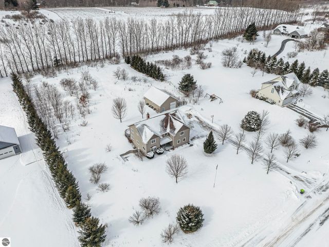 1474 S Montmorency Lane, Suttons Bay, MI 49682