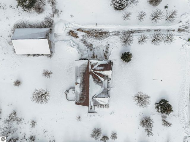 1474 S Montmorency Lane, Suttons Bay, MI 49682