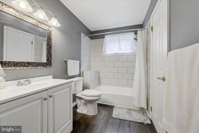 26 GILES LN, Aston, PA 19014