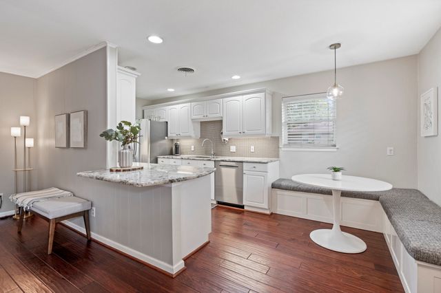 10631 Larchfield Lane, Dallas, TX 75238