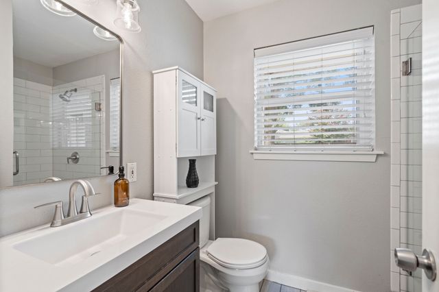 10631 Larchfield Lane, Dallas, TX 75238