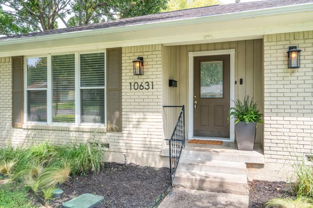 10631 Larchfield Lane, Dallas, TX 75238