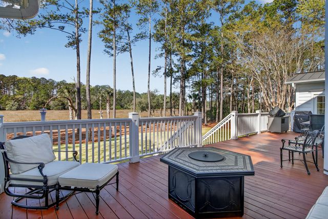 2992 Pignatelli Crescent, Mount Pleasant, SC 29466