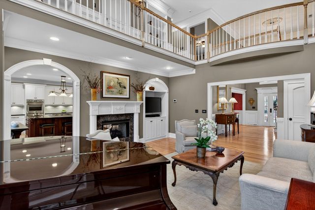 2992 Pignatelli Crescent, Mount Pleasant, SC 29466