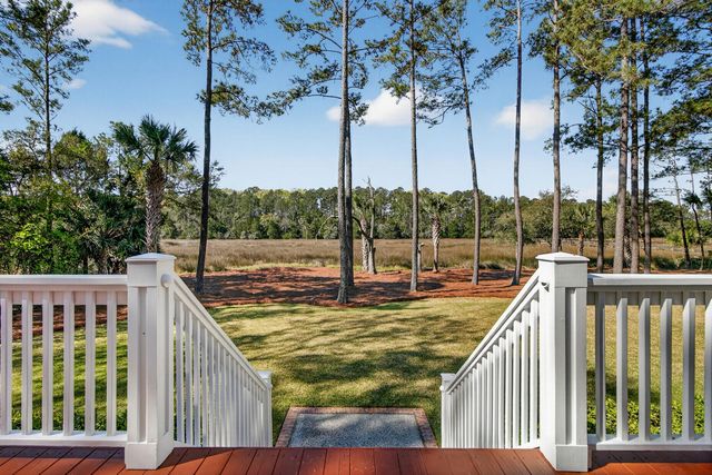 2992 Pignatelli Crescent, Mount Pleasant, SC 29466