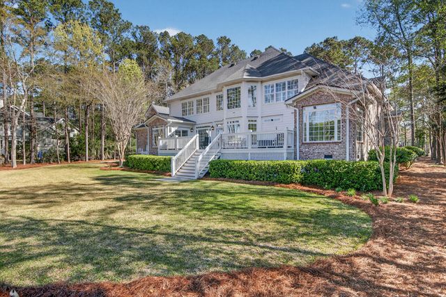 2992 Pignatelli Crescent, Mount Pleasant, SC 29466
