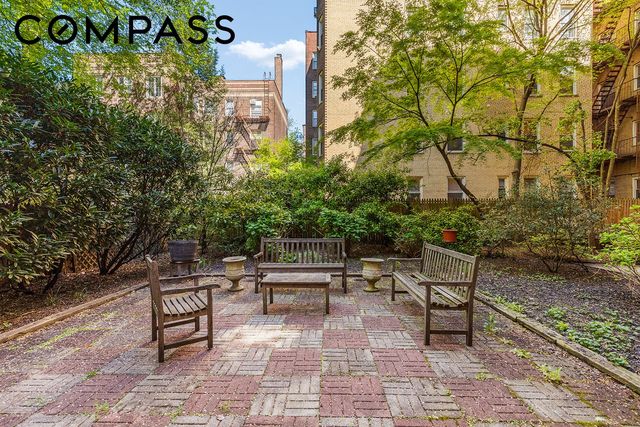 7901 35th Ave Apt 5C, New York City, NY 11372