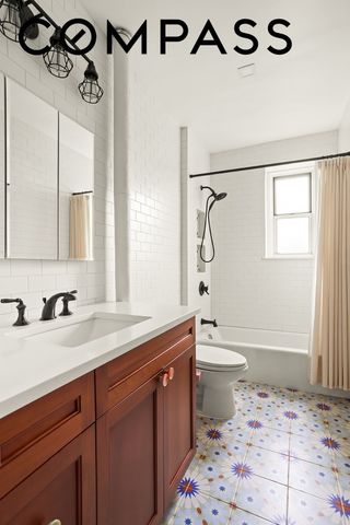 7901 35th Ave Apt 5C, New York City, NY 11372