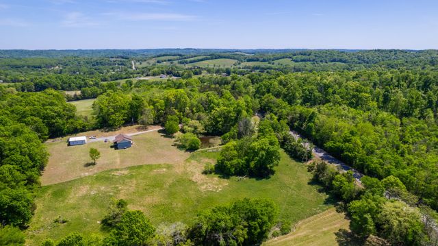 507 New Center Church Rd, Shelbyville, TN 37160
