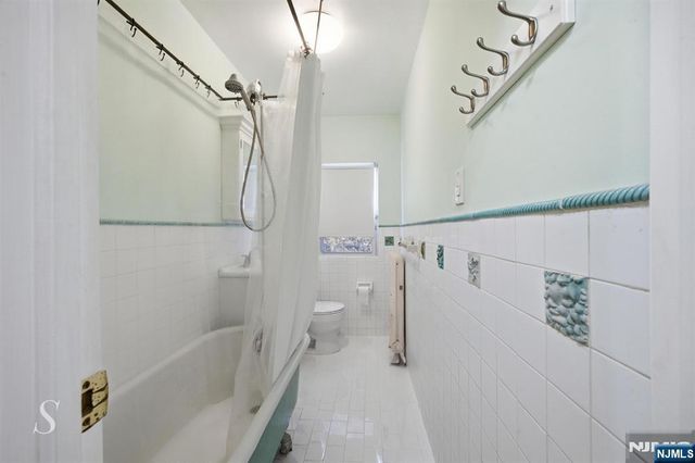 830 Soldier Hill Road, Emerson, NJ 07630