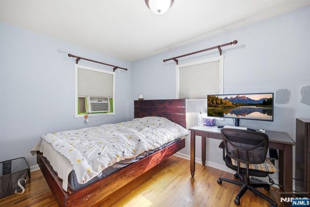 830 Soldier Hill Road, Emerson, NJ 07630