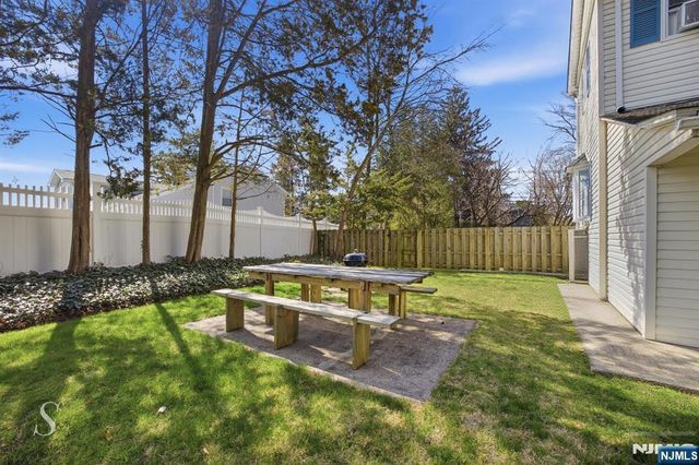 830 Soldier Hill Road, Emerson, NJ 07630