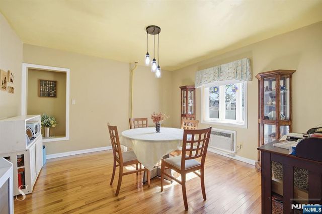 830 Soldier Hill Road, Emerson, NJ 07630