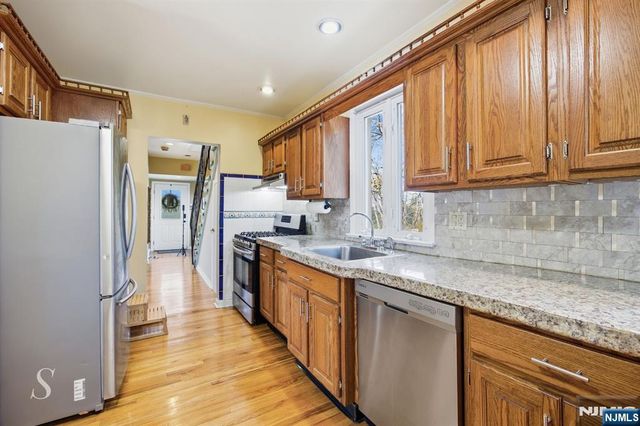 830 Soldier Hill Road, Emerson, NJ 07630