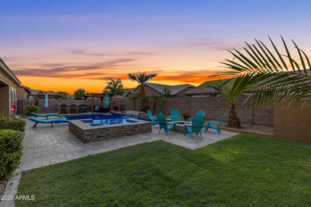 18372 W PARADISE Lane, Surprise, AZ 85388 — photo 5
